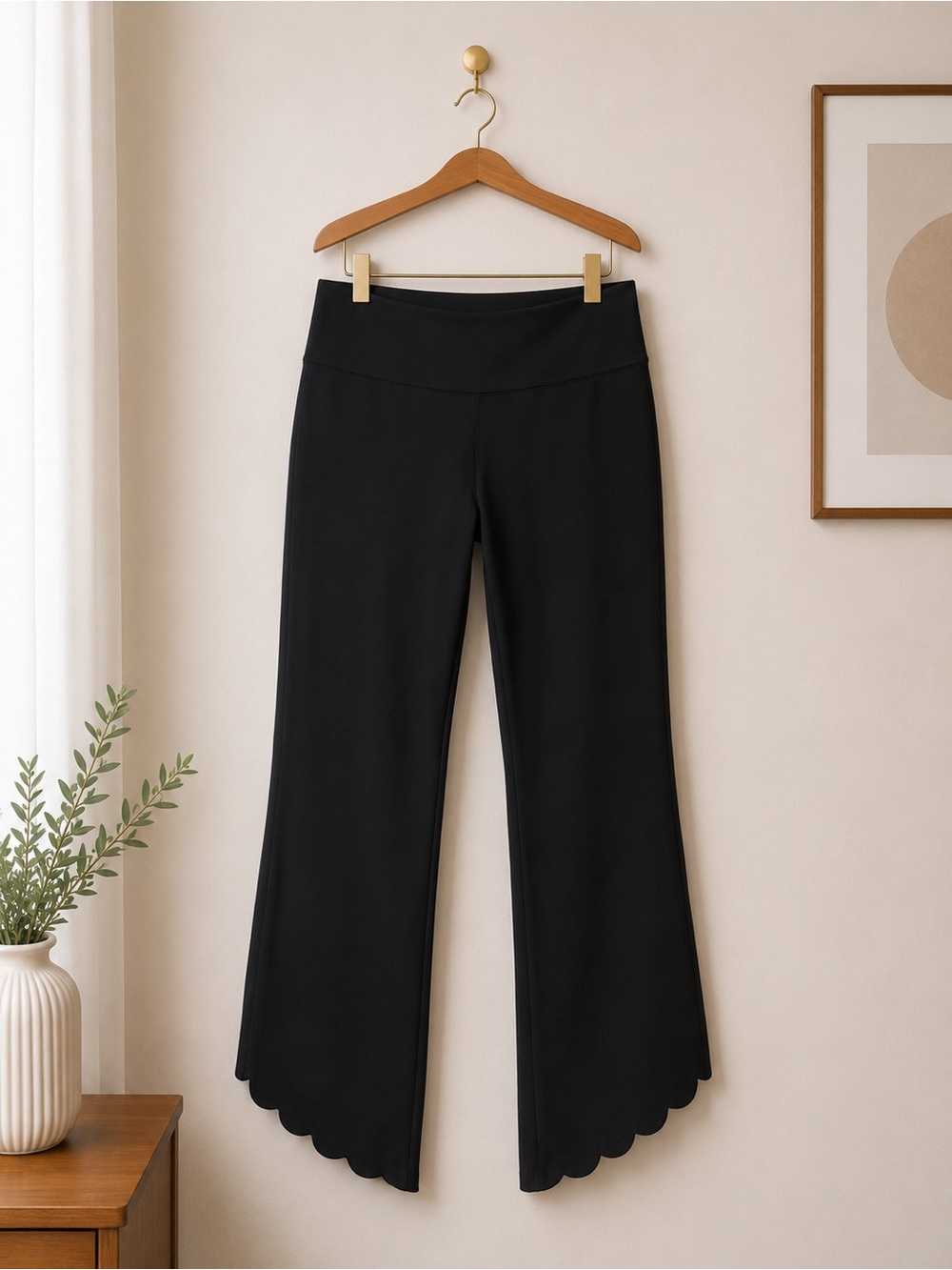 Joseph Ribkoff Pull-On Black Dress Pants Scalloped Hem Size M